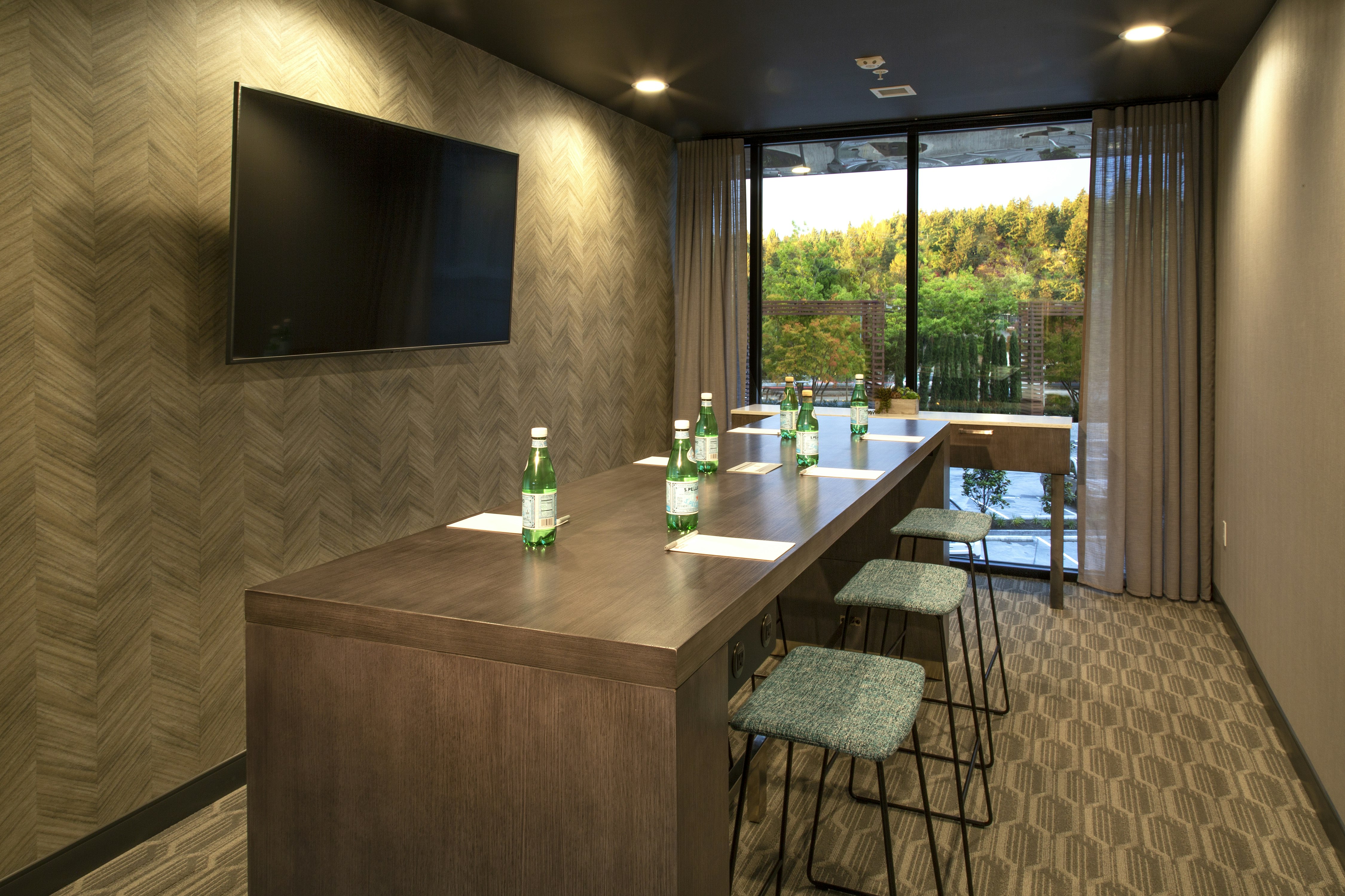Hilton Garden Inn Redmond Town Center 51/56