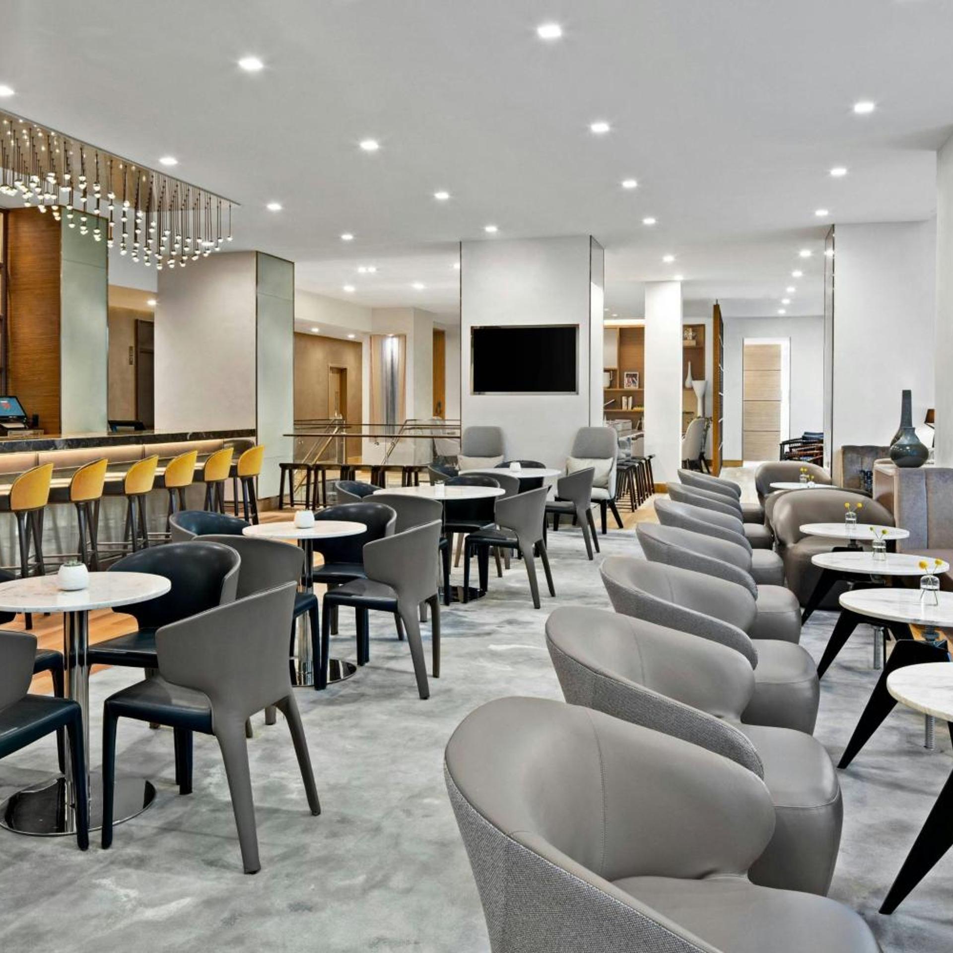 AC Hotel Lenexa City Center 4/5