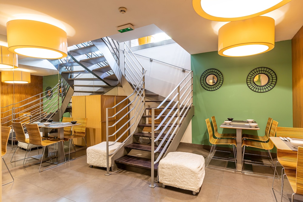 Le 20 Prieure Hotel 51/57