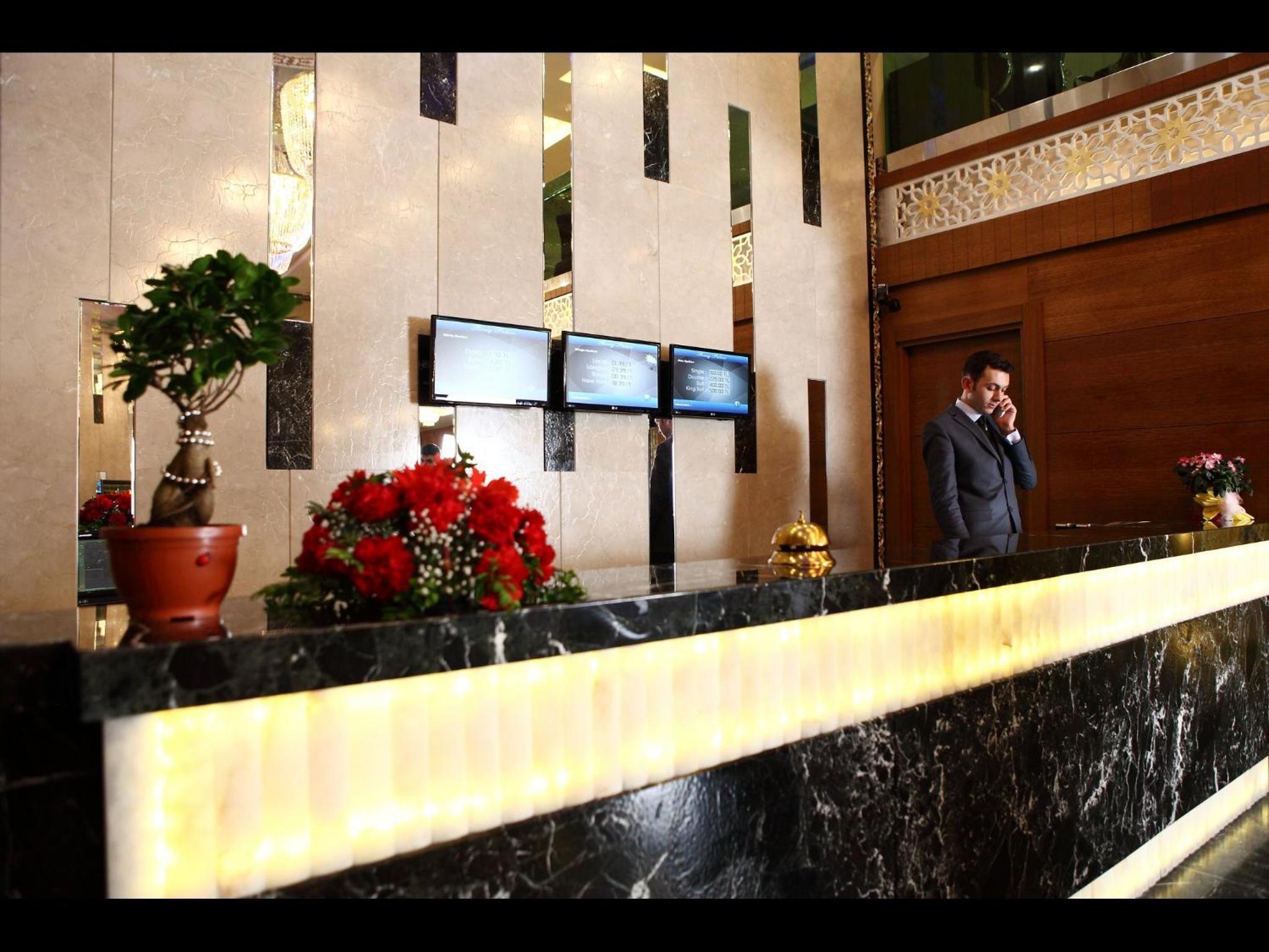 Revag Palace Hotel 9/60