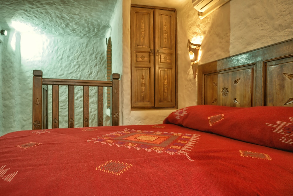 Riad Gharnata 25/82