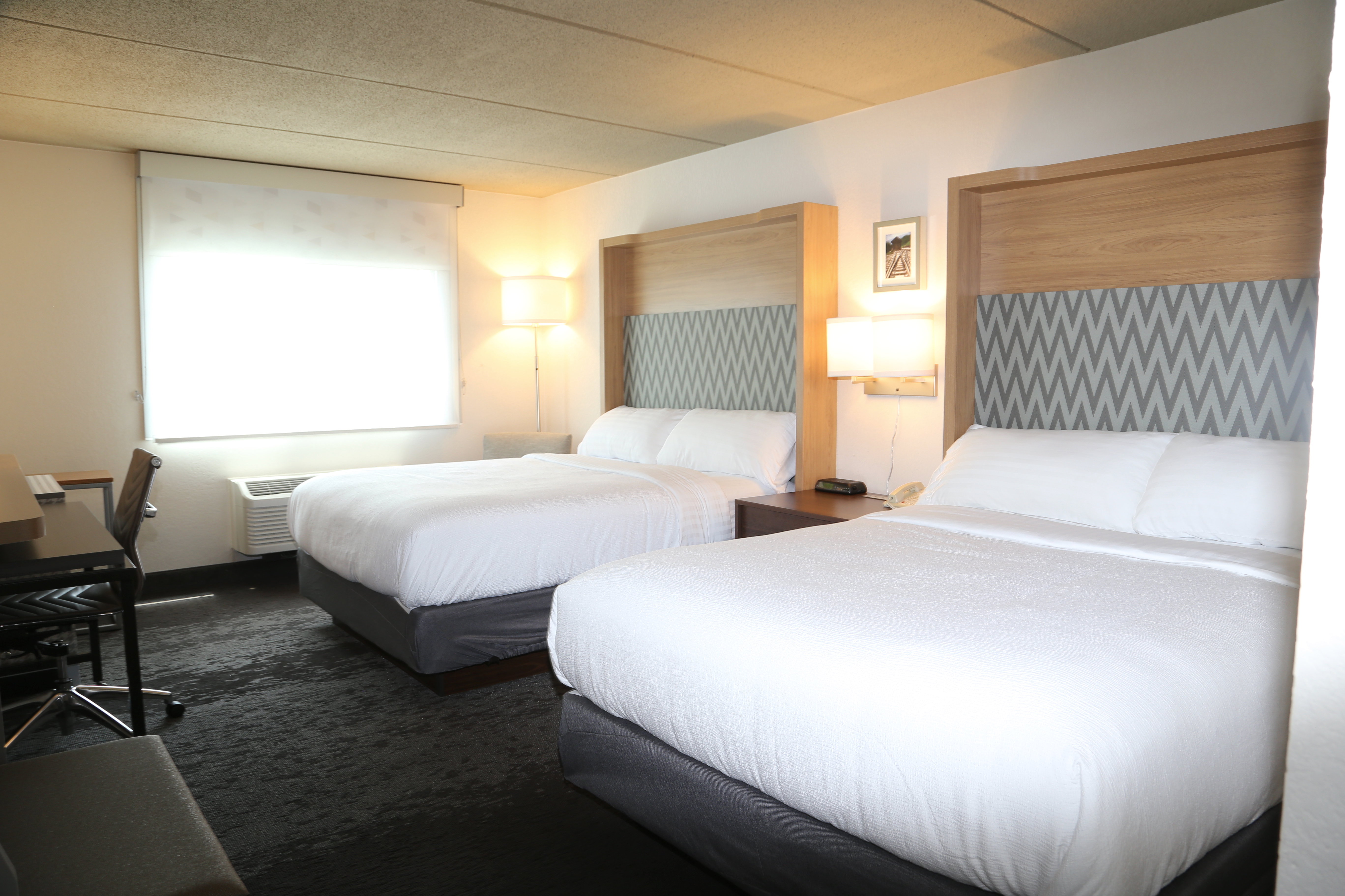 Holiday Inn Salem (I-93 At Exit 2) 14/43