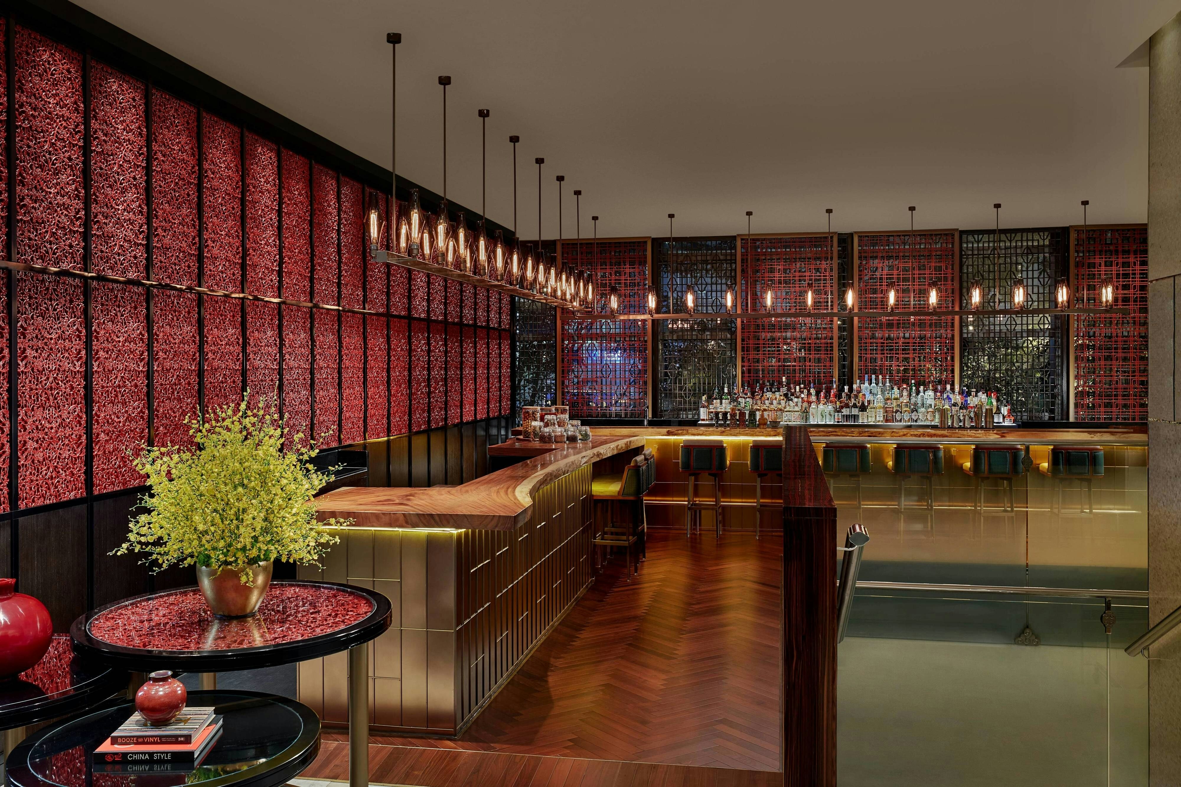 Ritz Carlton Financial Street 27/42