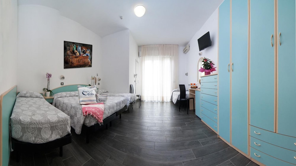 Hotel Letizia 33/50