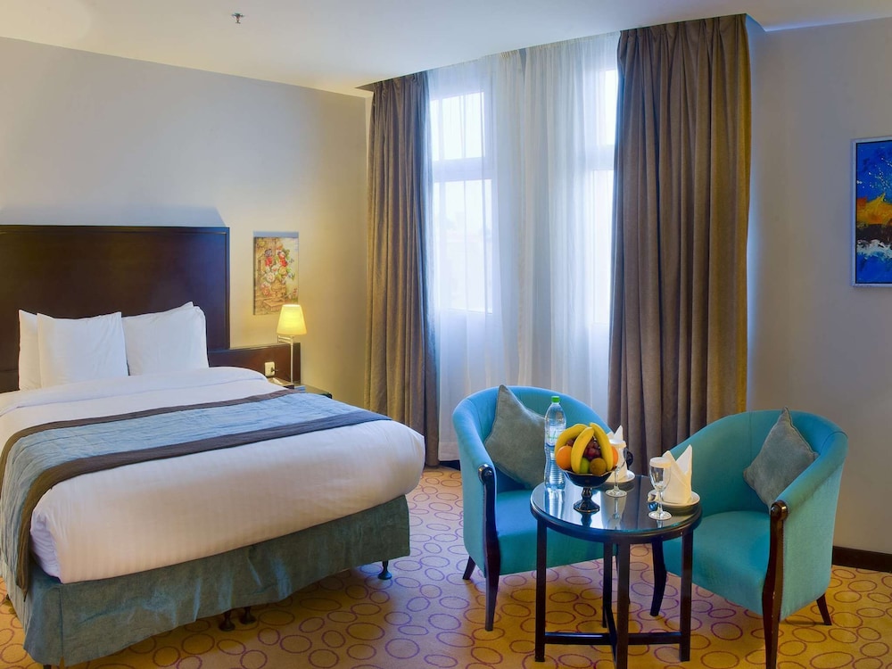 فندق جولدن توليب الخبر كورنيش(Golden Tulip Al Khobar) 29/81