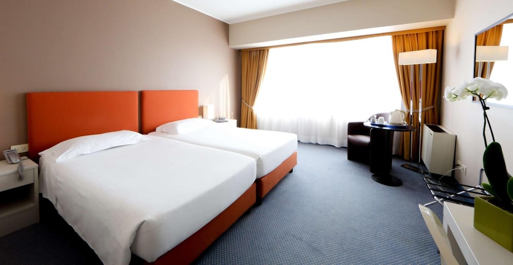 Hotel Blaise & Francis 11/55