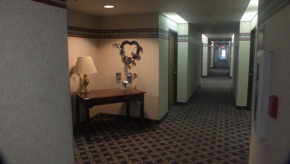 Quality Express Inn Suites Mineral Wells 45/49