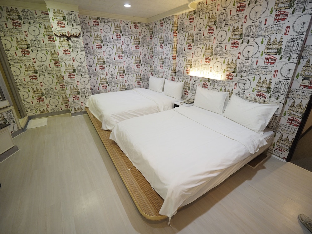 HeYue Hotel 19/55