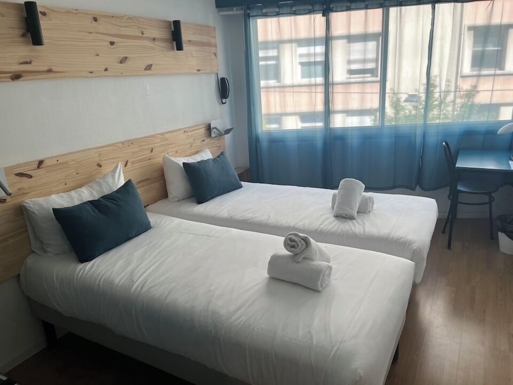 greet hotel Grenoble Centre Gare 26/60