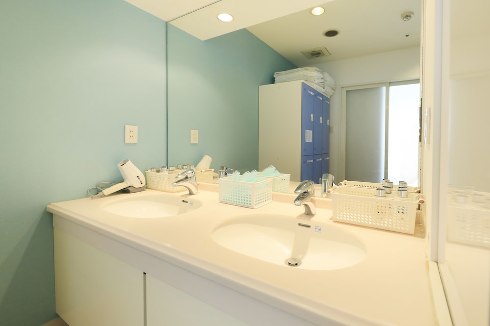 Hotel Famy Inn Kinshicho 68/70