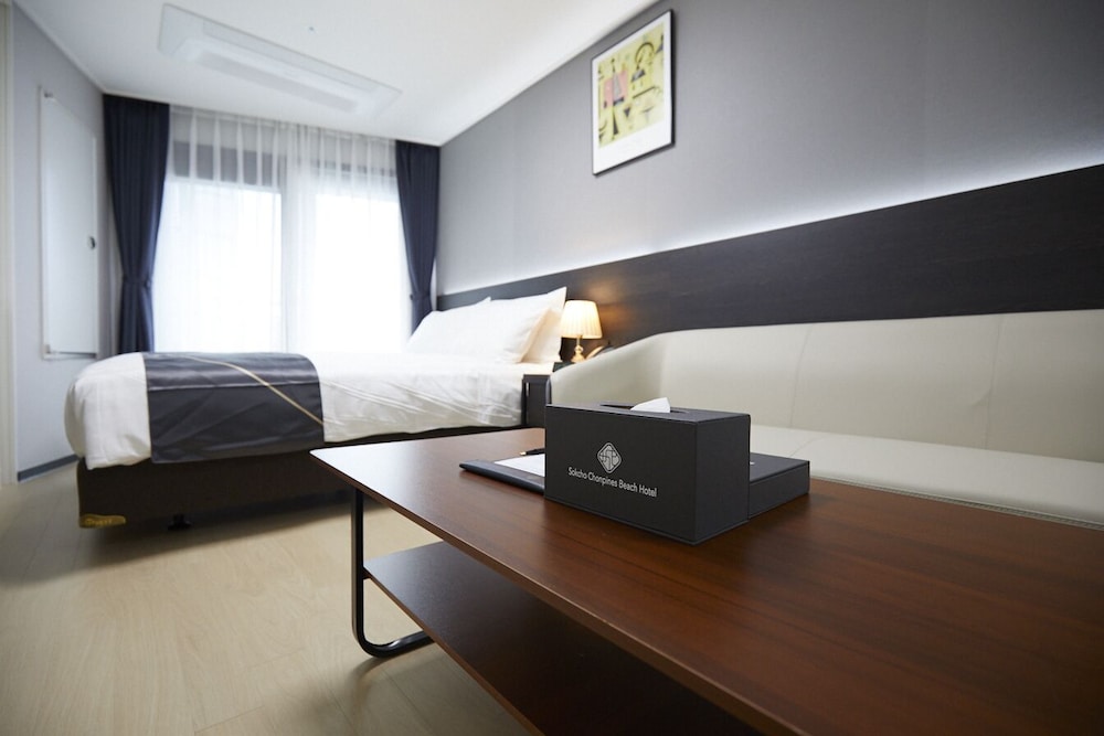 Sokcho Chonpines Beach Hotel 9/17
