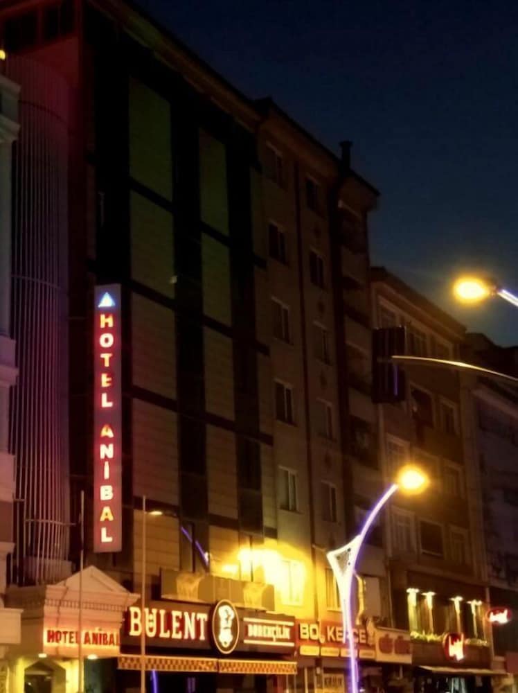 Anibal Hotel 1/38