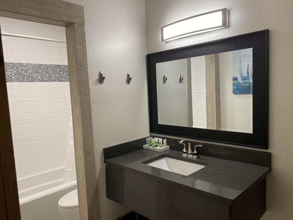 غرفة قياسية بسريرين مزدوجين، Gulf Coast Inn 4/10