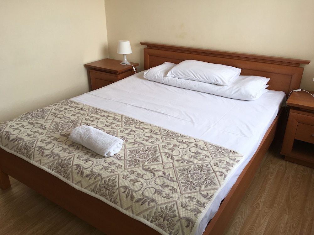 Hotel Ferihegy 15/30