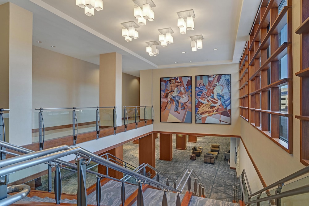 Hyatt Regency DFW International Airport 30/58