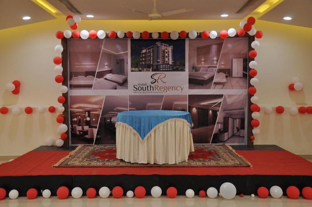 Hotel South Regency 26/34