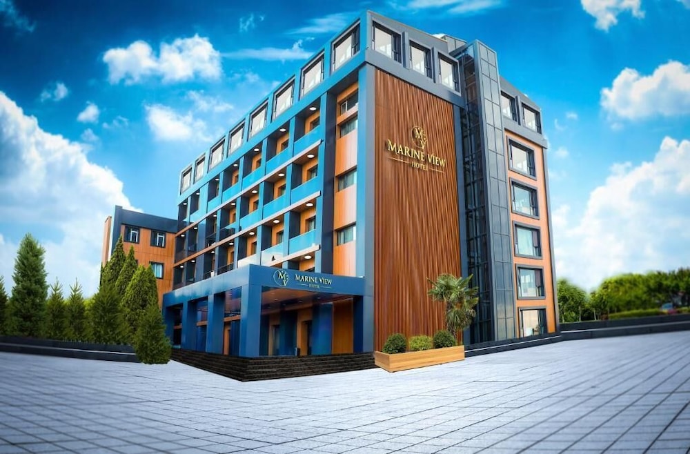 Marine View Hotel 1/25