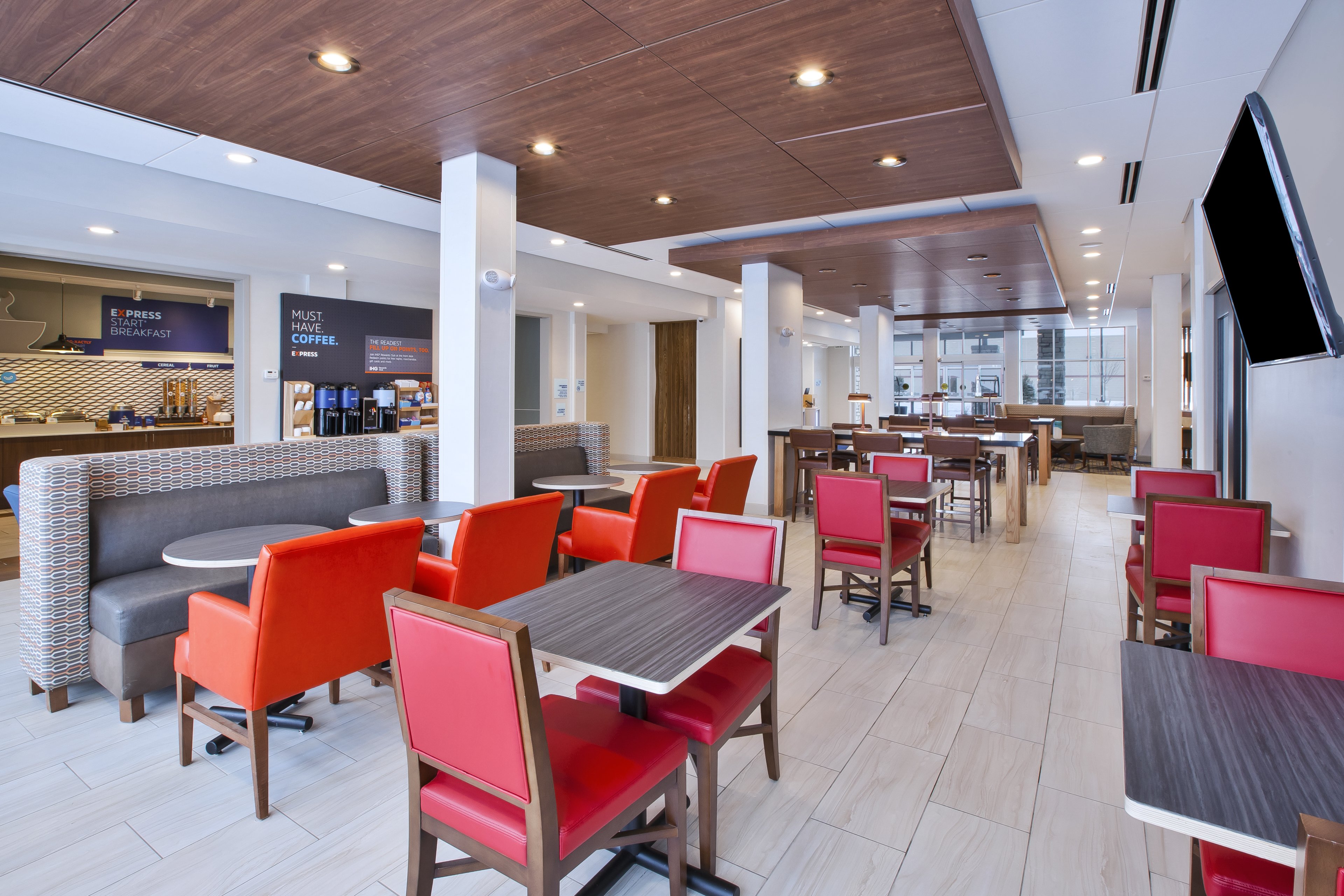 Holiday Inn Express Auburn Hills South 39/51