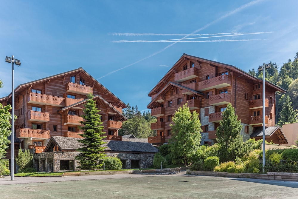 PREMIUM RESIDENCE LES FERMES DU SOLEIL 5/49