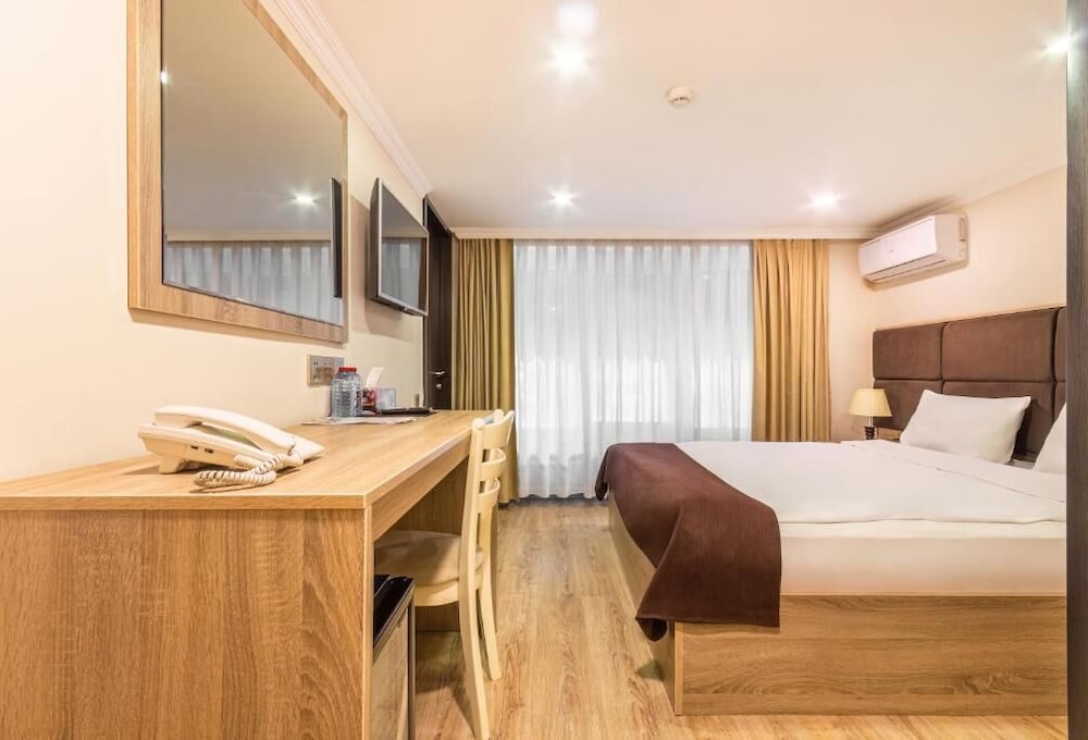 Clover Hotel Baku 5/50
