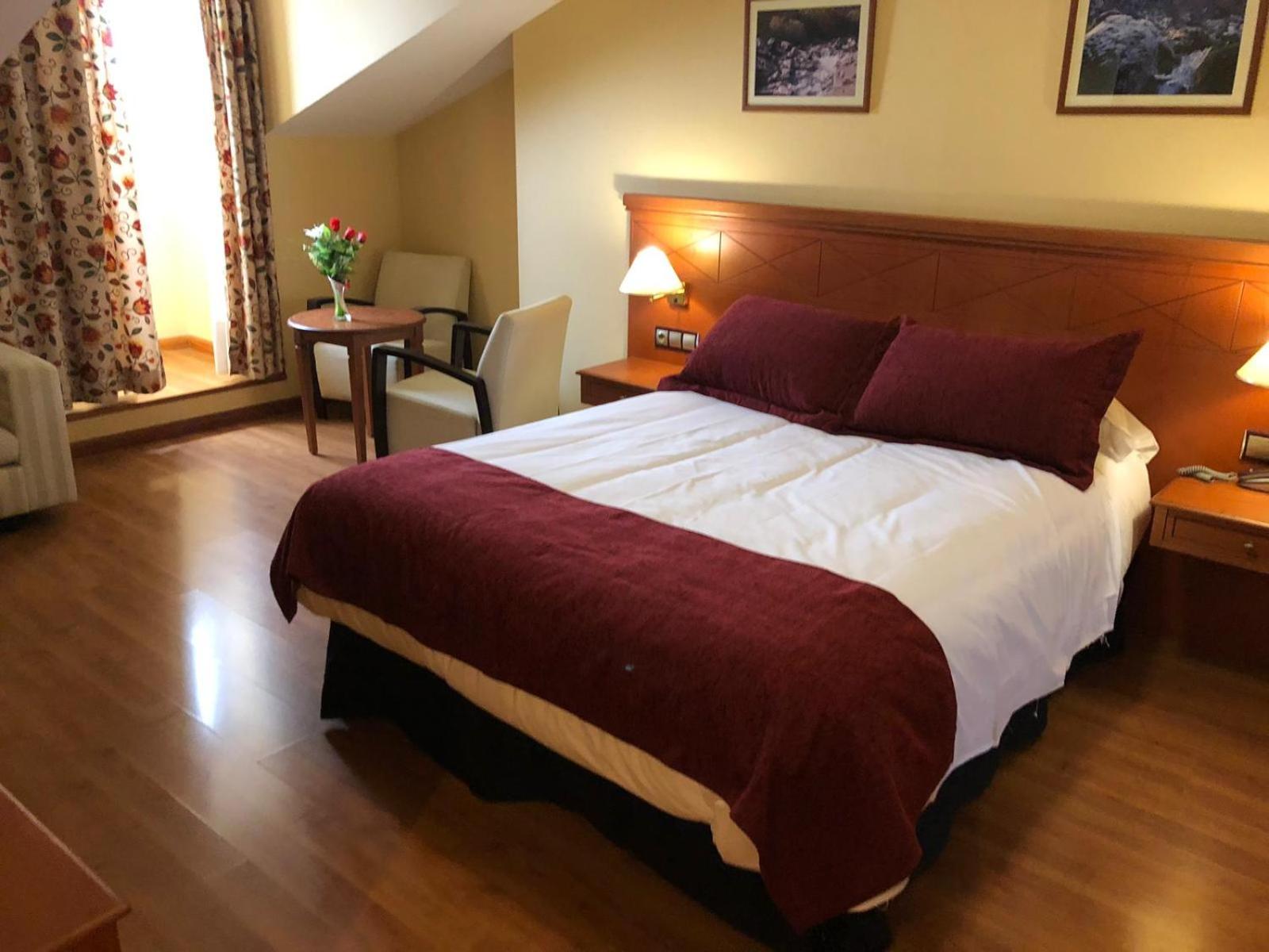Hotel Camino Real 7/50