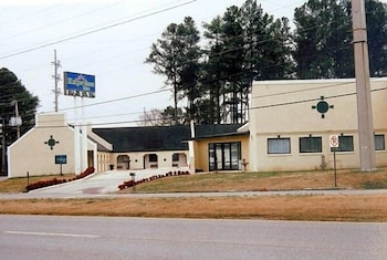 Express Inn Suites 2/52