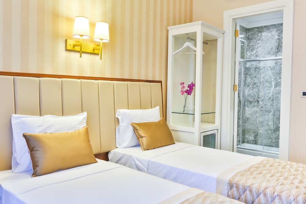 Hanende Hotel 13/23