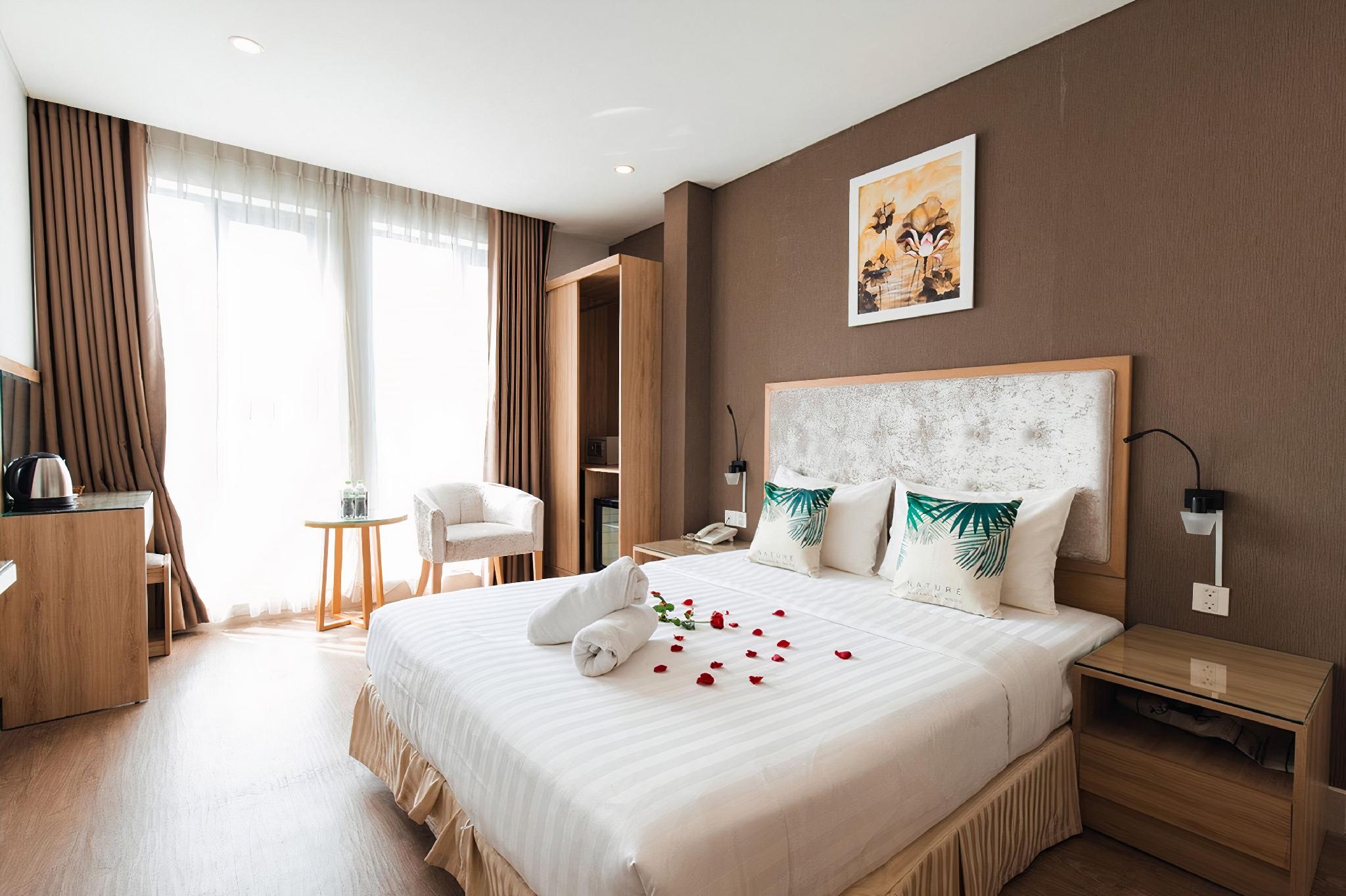 SUPERIOR, DOUBLE BED