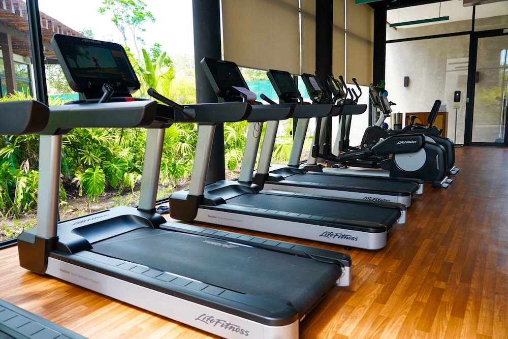 Aloft Tulum 25/50