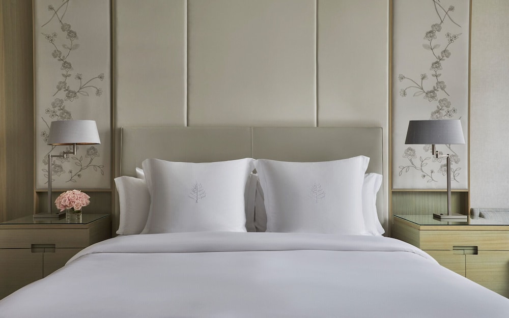 Four Seasons Hotel Toronto 9/44