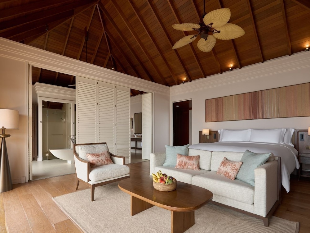 Villa, Double Bed, Butler, Over Water Pool