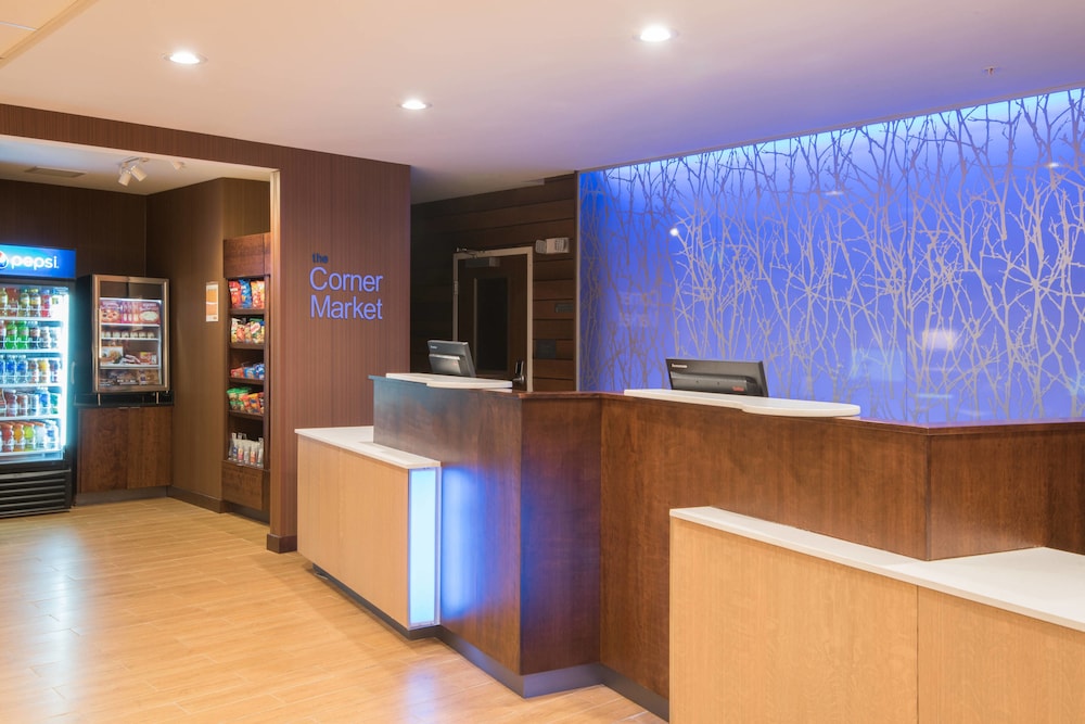 Fairfield Inn Suites Fort Wayne Southwest 8/33