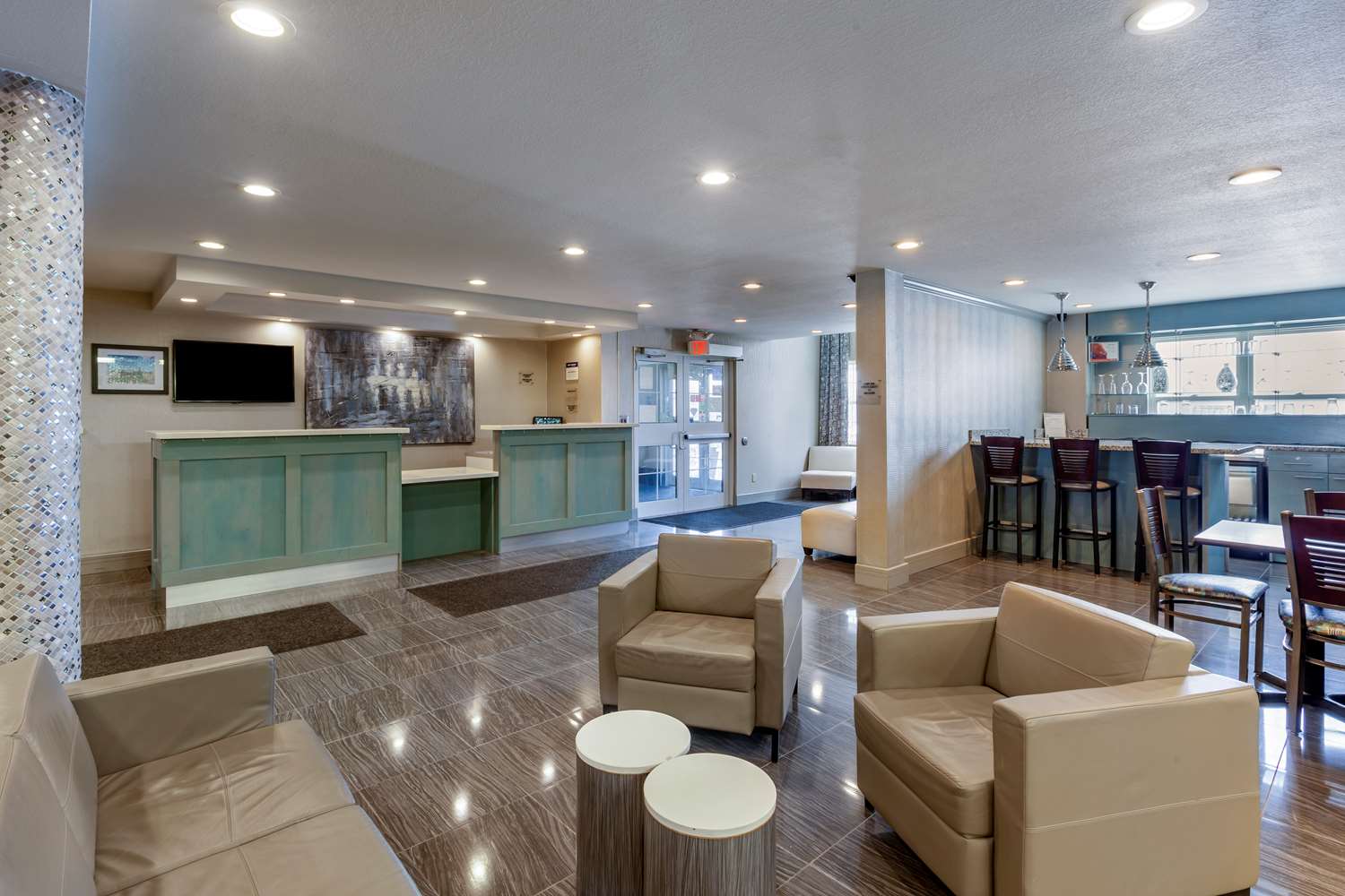 Best Western Plus Woodstock Inn & Suites 10/22