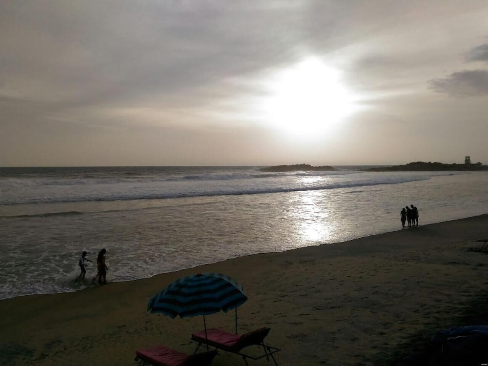 Beach Florra Inn 35/45