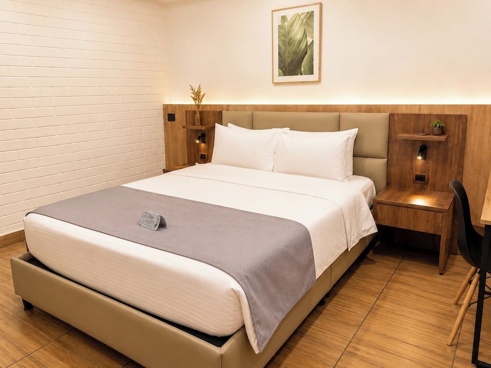 INACTIVO Hotel Natura Express 16/48