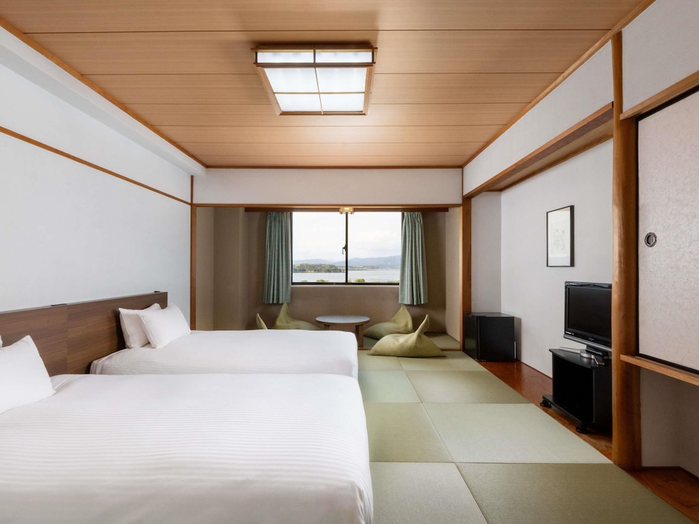 Grand Mercure Lake Hamana Resort & Spa 10/48