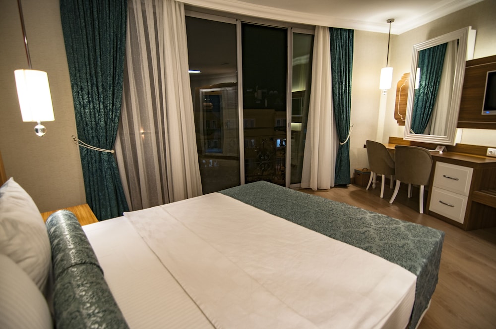 Exelans Hotel & Spa 16/45