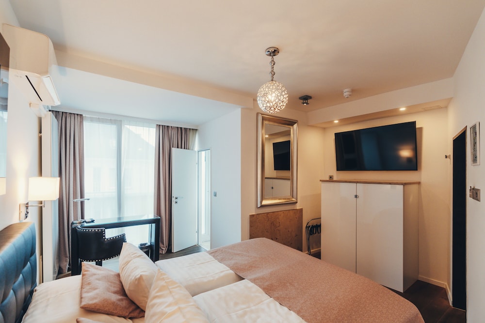 Boutique hotel Dusseldorf Berial 18/37