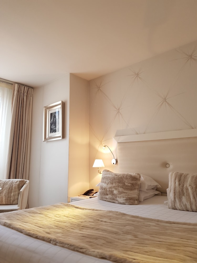 Renoir Cannes Hotel 20/68