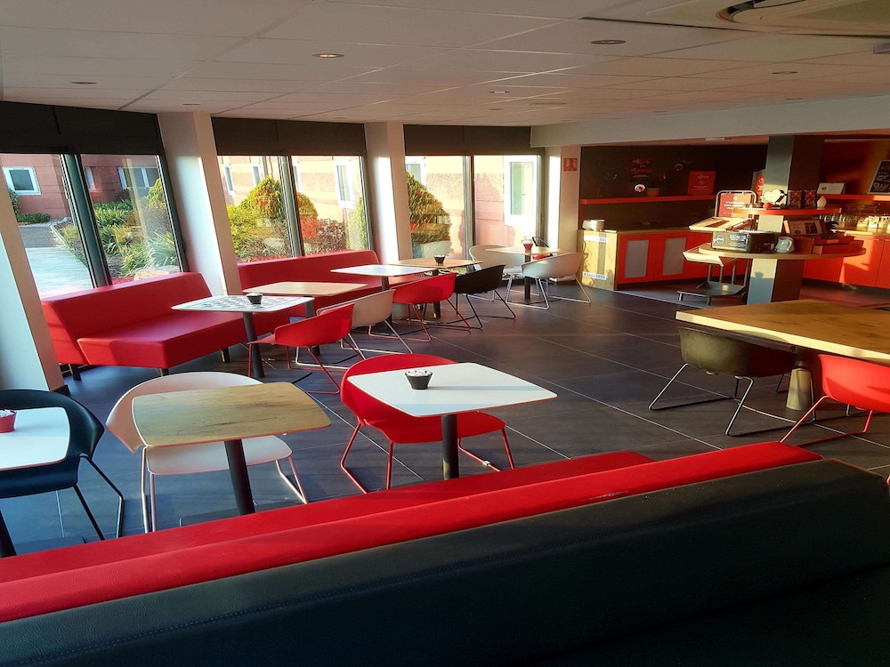 IBIS CHALON SUR SAONE NORD 38/67