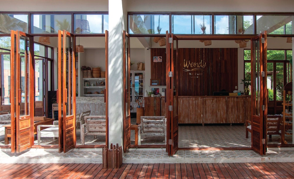 Wendy The Pool Resort 12/62