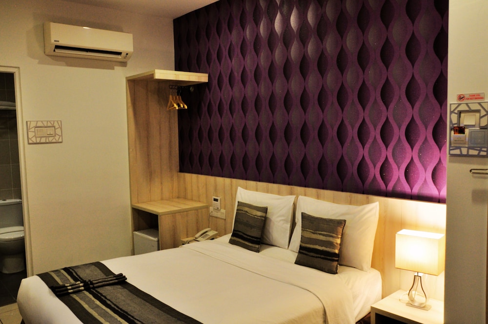 SUPERIOR, DOUBLE BED