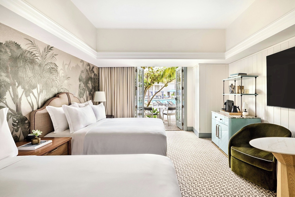 Room, 2 Queen Beds, Resort View