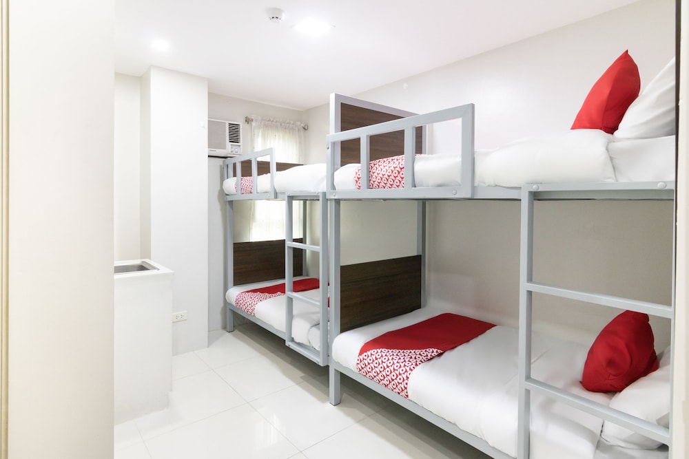 Mixed Dorm, Superior, 1 King and 2 Bunk Beds