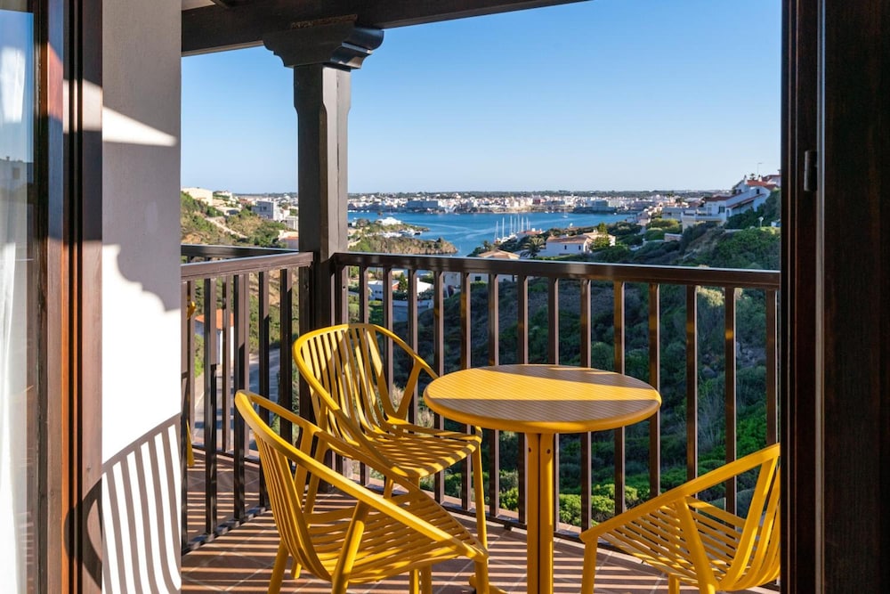 Calallonga Hotel Menorca 25/50