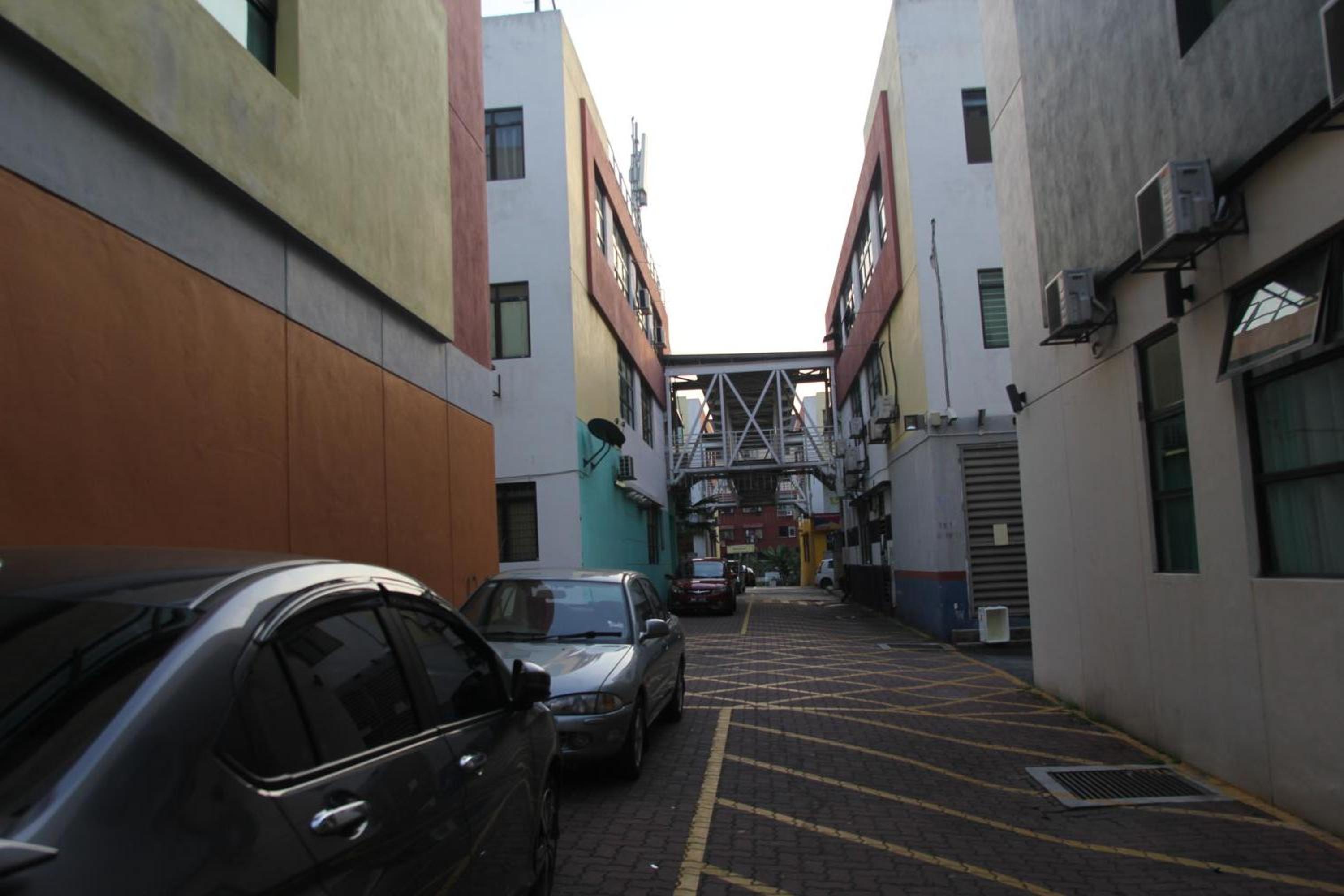 Putra One Avenue Hotel 43/51
