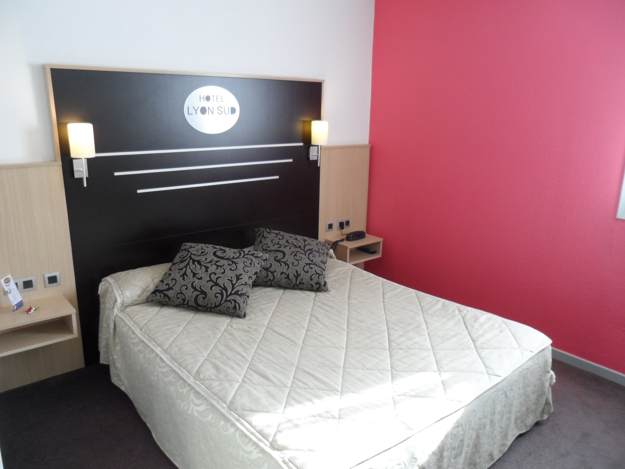 COMFORT, DOUBLE BED
