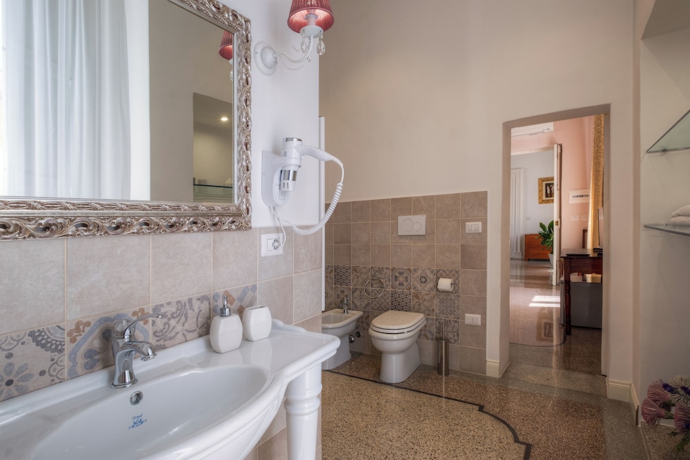 Relais Palazzo Vaglio 67/70
