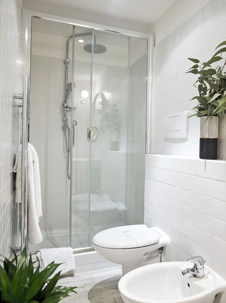 A Few Steps to The Duomo Adorable 1BD Apt 8/9