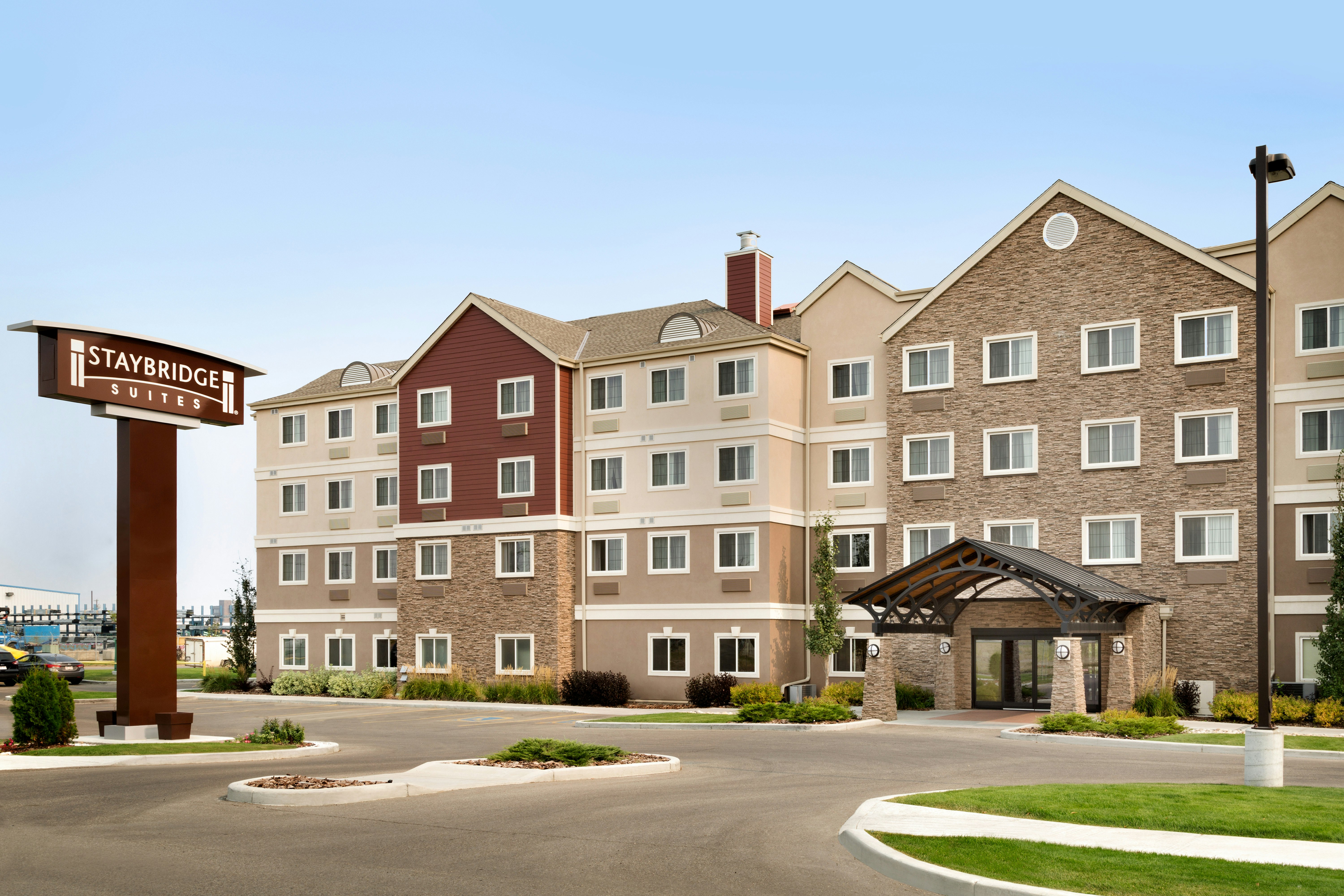Staybridge Suites West Edmonton 4/78